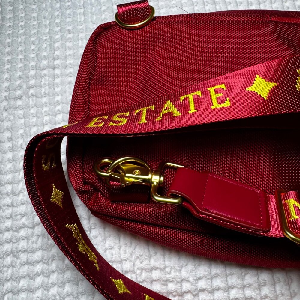 Undercrown Sun Grown Red Sling Bag By Drew Estate Adjustable Strap Gold Accents - Picture 7 of 15